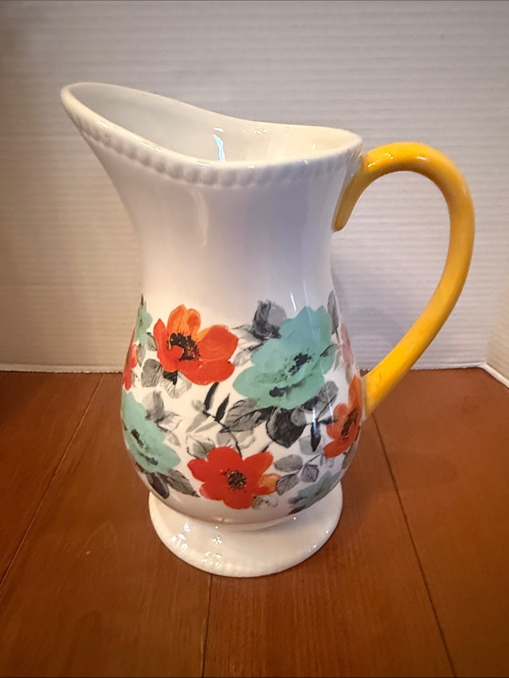 The Pioneer Woman "Flea Market" 2-quart pitcher yellow handle